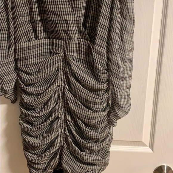 Brand new Dynamite ruched chiffon dress - Picture 5 of 8